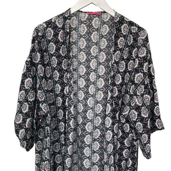 ⚡️ LAST CHANCE MARKDOWN !⭐Boho Fringe Kimono Size Medium Black  Print Womens Top - Picture 5 of 11